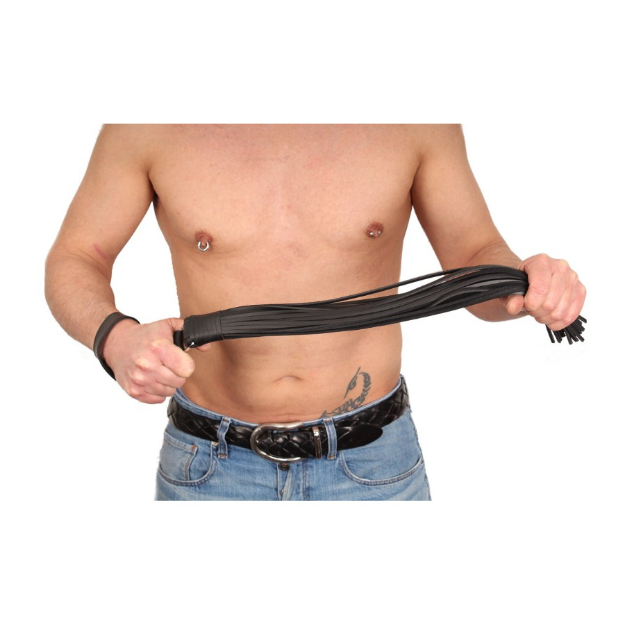 Martinet en cuir 46 Brins avec poignée 75cm