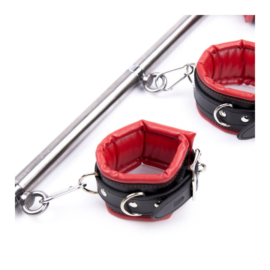 Kit Barre de maintien Collier et Menottes Simply Dom Rouge et Noir