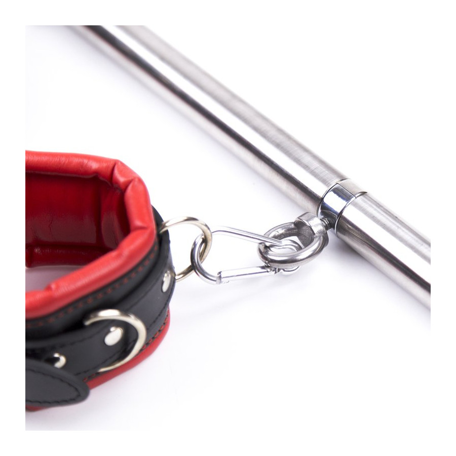 Kit Barre de maintien Collier et Menottes Simply Dom Rouge et Noir