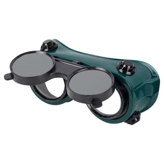 Goggles with Gogsplay Cover