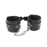 Menottes Noires avec Fourrure