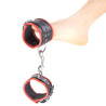 Menottes en cuir pour les chevilles Noir-Rouge