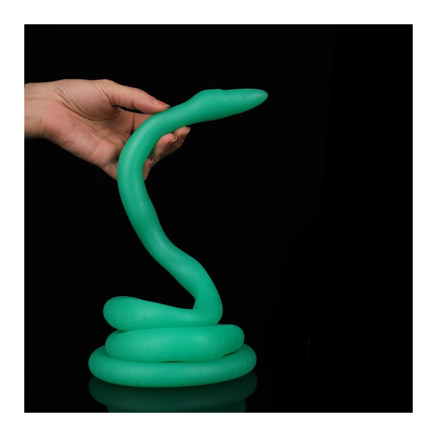 Gode long Ultra Snake 120 x 2.7cm Vert Gode long Ultra Snake 120 x 2.7cm Vert